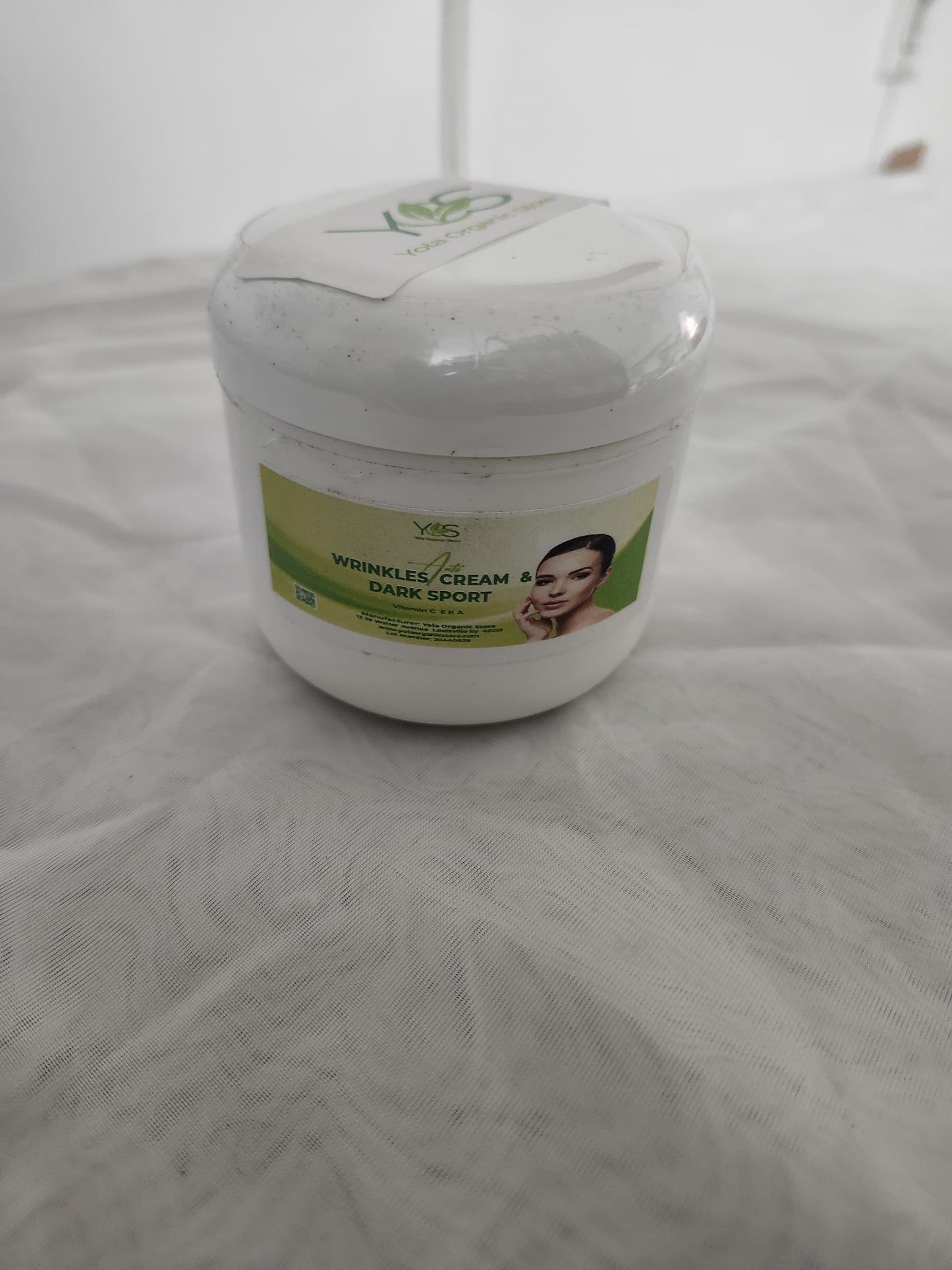 Anti Wrinkles and dark spots cream